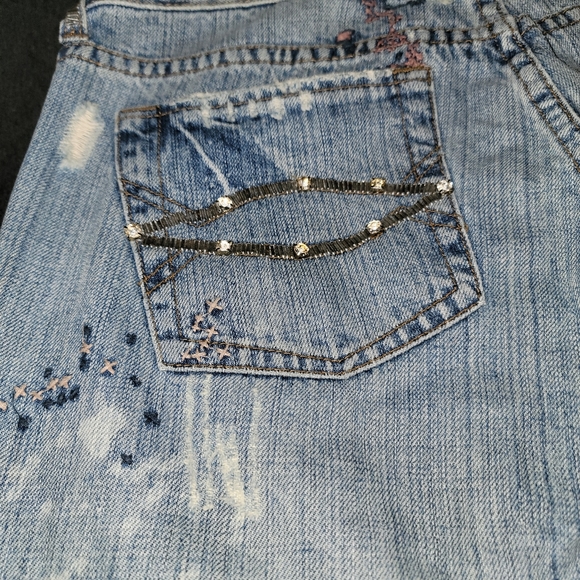 Twentyone 21 Distressed Crystal Pocket Jean - Size 9 - Light Wash !OOB END SALE! - Picture 7 of 9